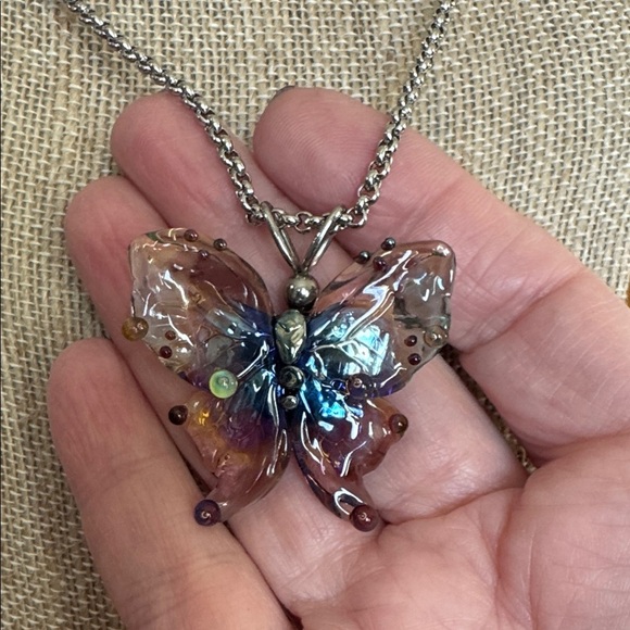 Beautiful handmade lampwork Butterfly Pendant Necklace - Picture 3 of 6